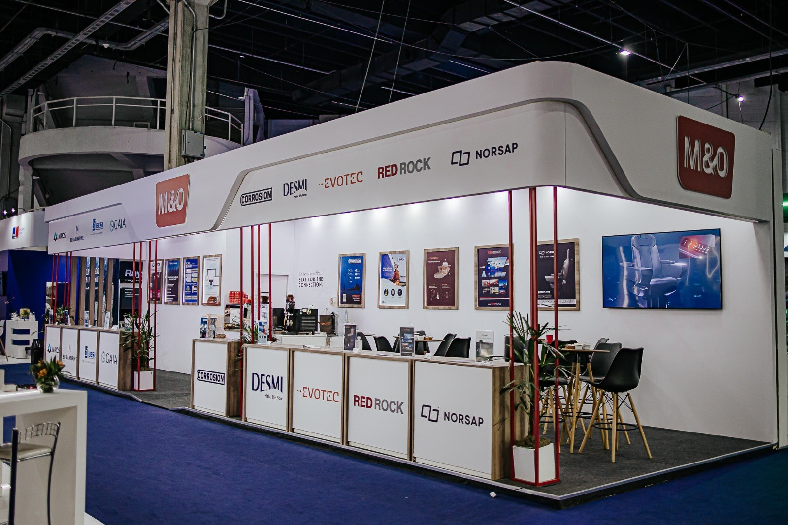 M&O exhibition stand at offshore event